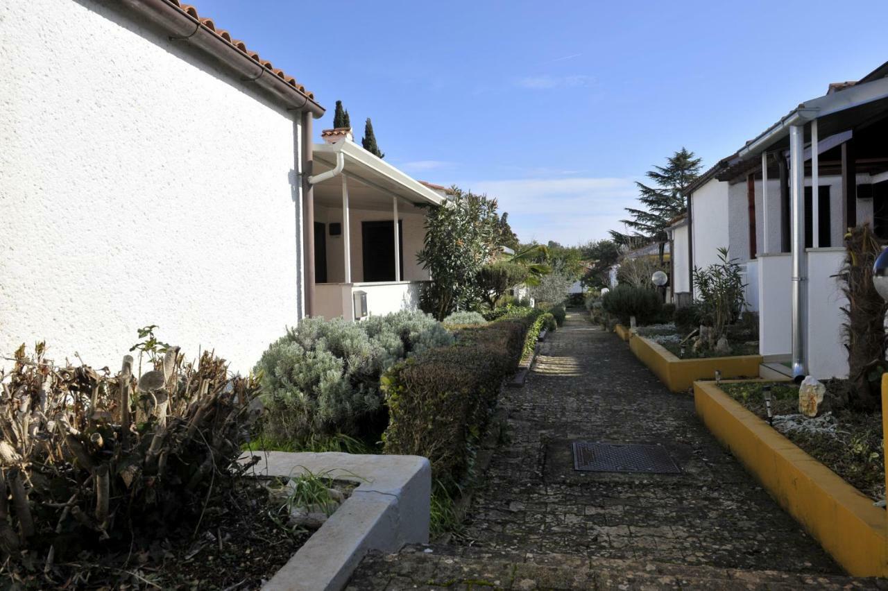 Holiday House Lena Porec Bagian luar foto