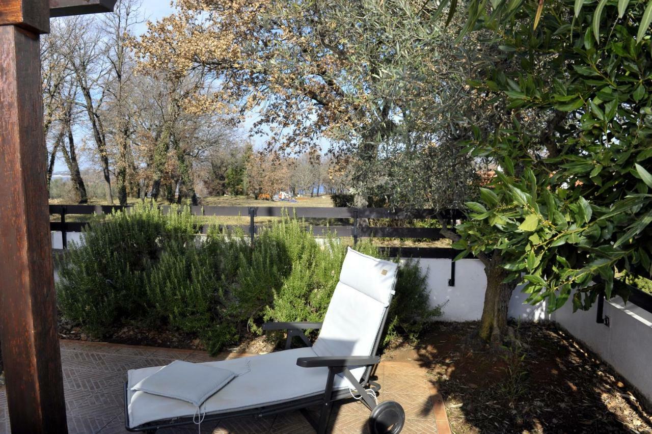 Holiday House Lena Porec Bagian luar foto