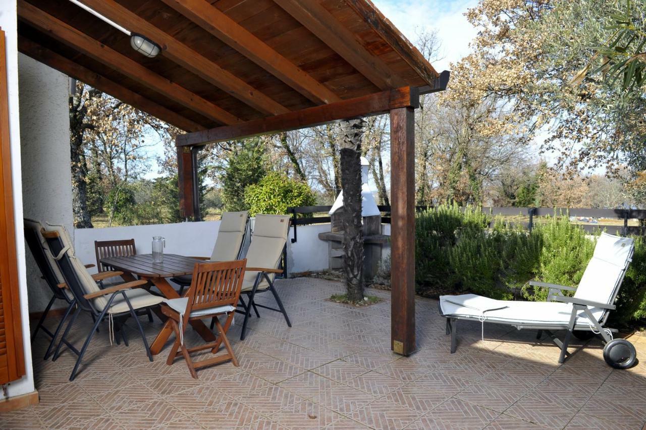 Holiday House Lena Porec Bagian luar foto