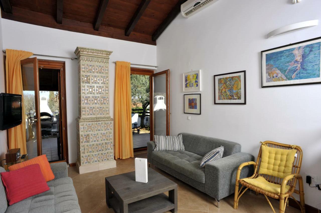 Holiday House Lena Porec Bagian luar foto